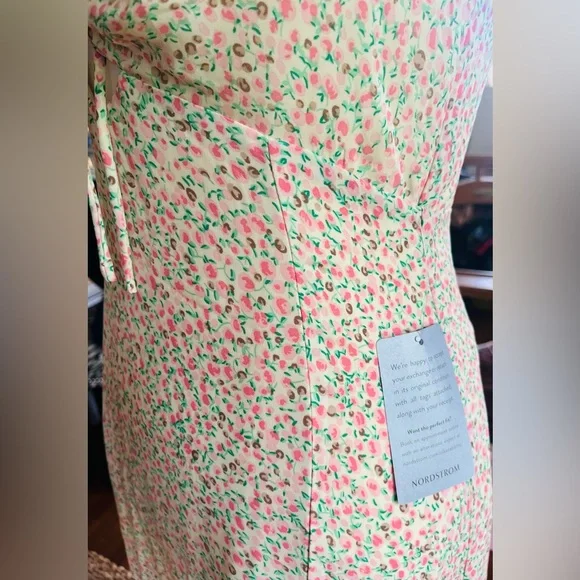 Astr Floral Midi Dress - Picture 3 of 7